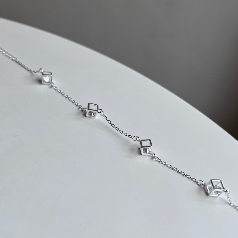 【Moonsee】純銀手鍊-簍空骰子鑽