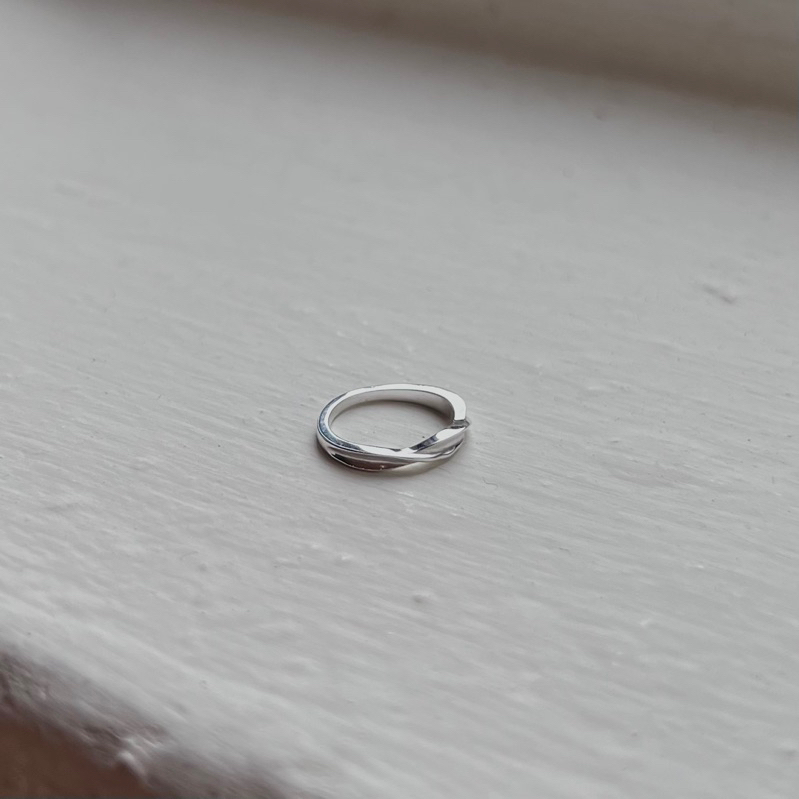 【Moonsee】純銀-簡約交叉戒指